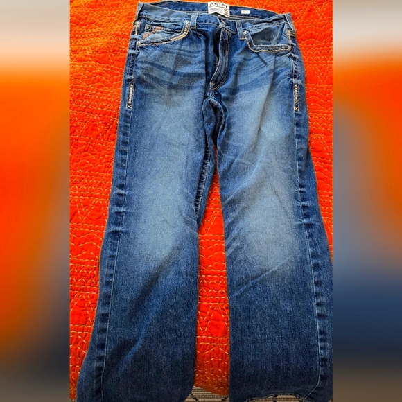 Mens Ariat M5 Jeans, NWOT - Picture 1 of 5